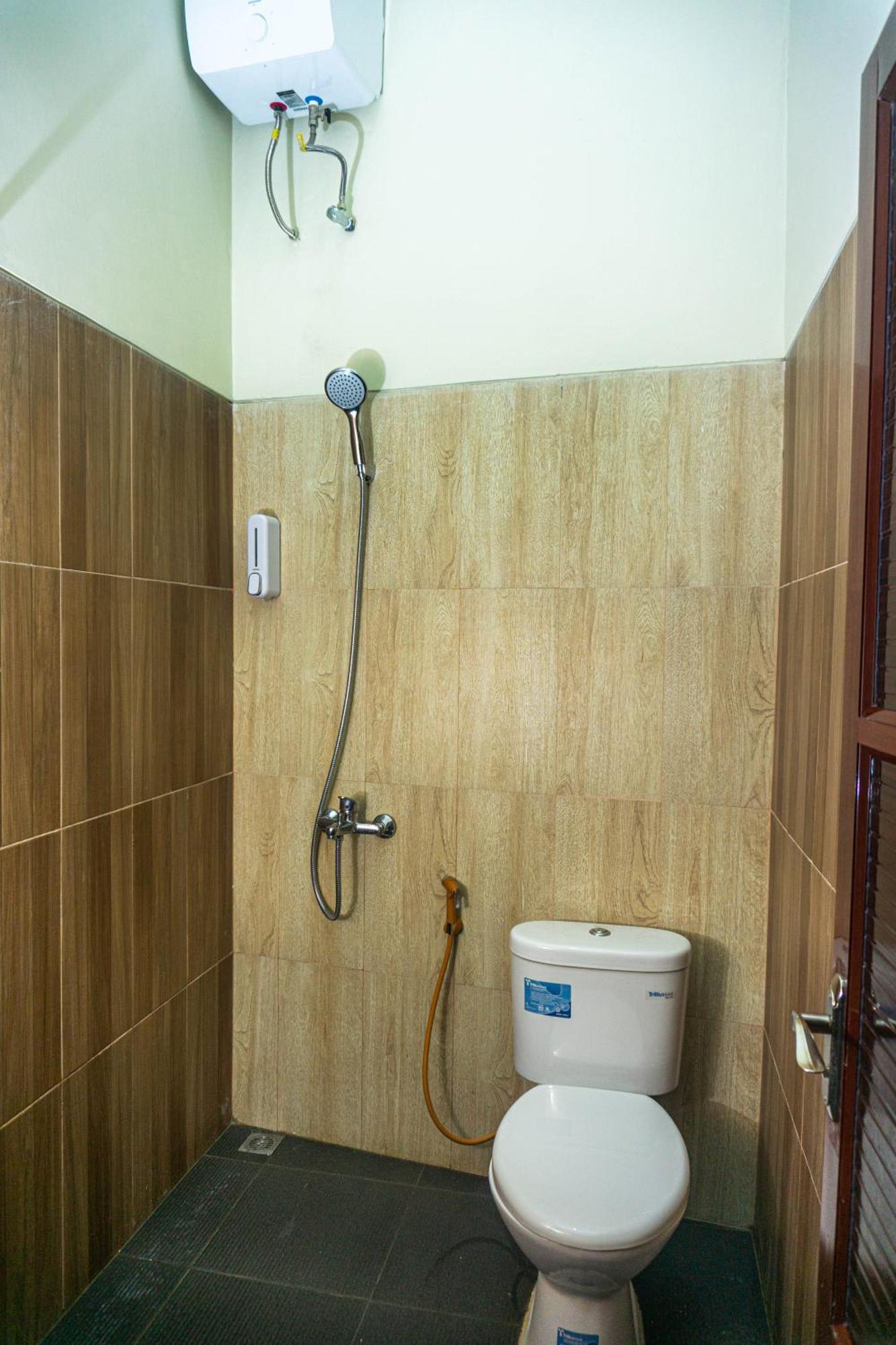 Grand Khalifah Guesthouse Sumbawa 외부 사진