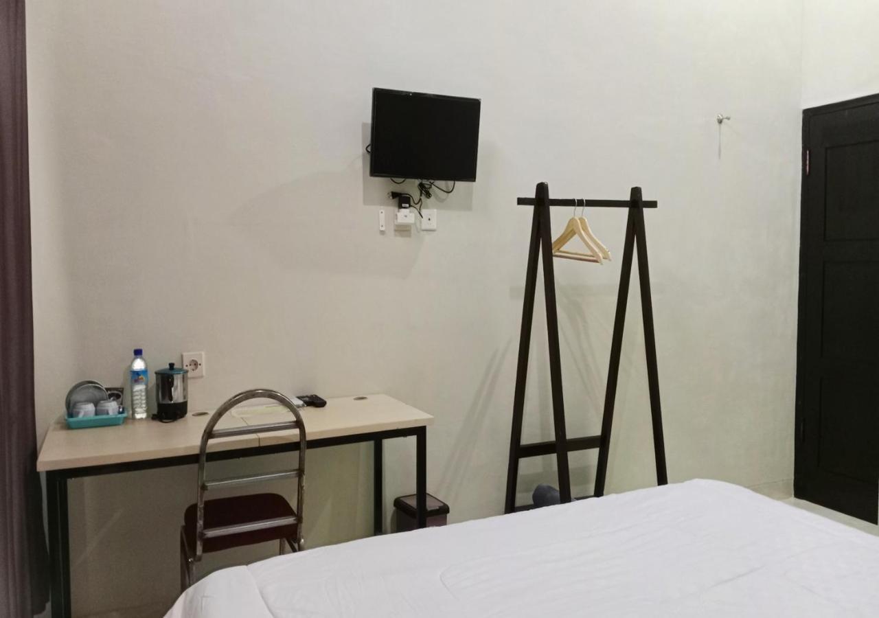 Grand Khalifah Guesthouse Sumbawa 외부 사진