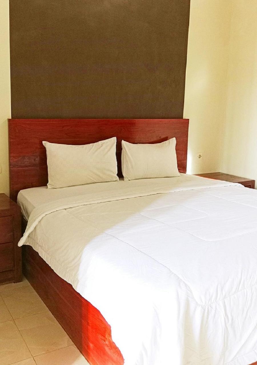 Grand Khalifah Guesthouse Sumbawa 외부 사진