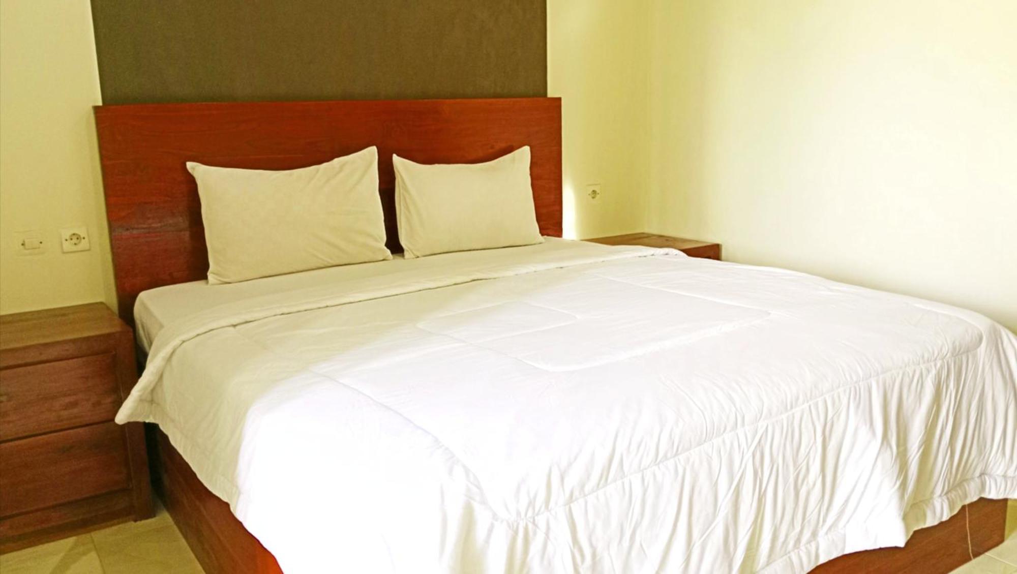Grand Khalifah Guesthouse Sumbawa 외부 사진