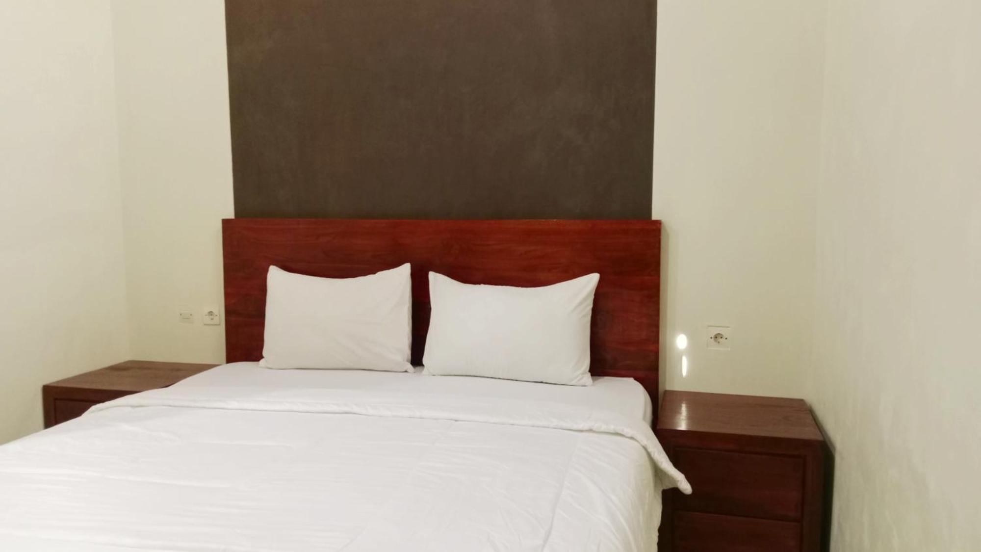 Grand Khalifah Guesthouse Sumbawa 외부 사진