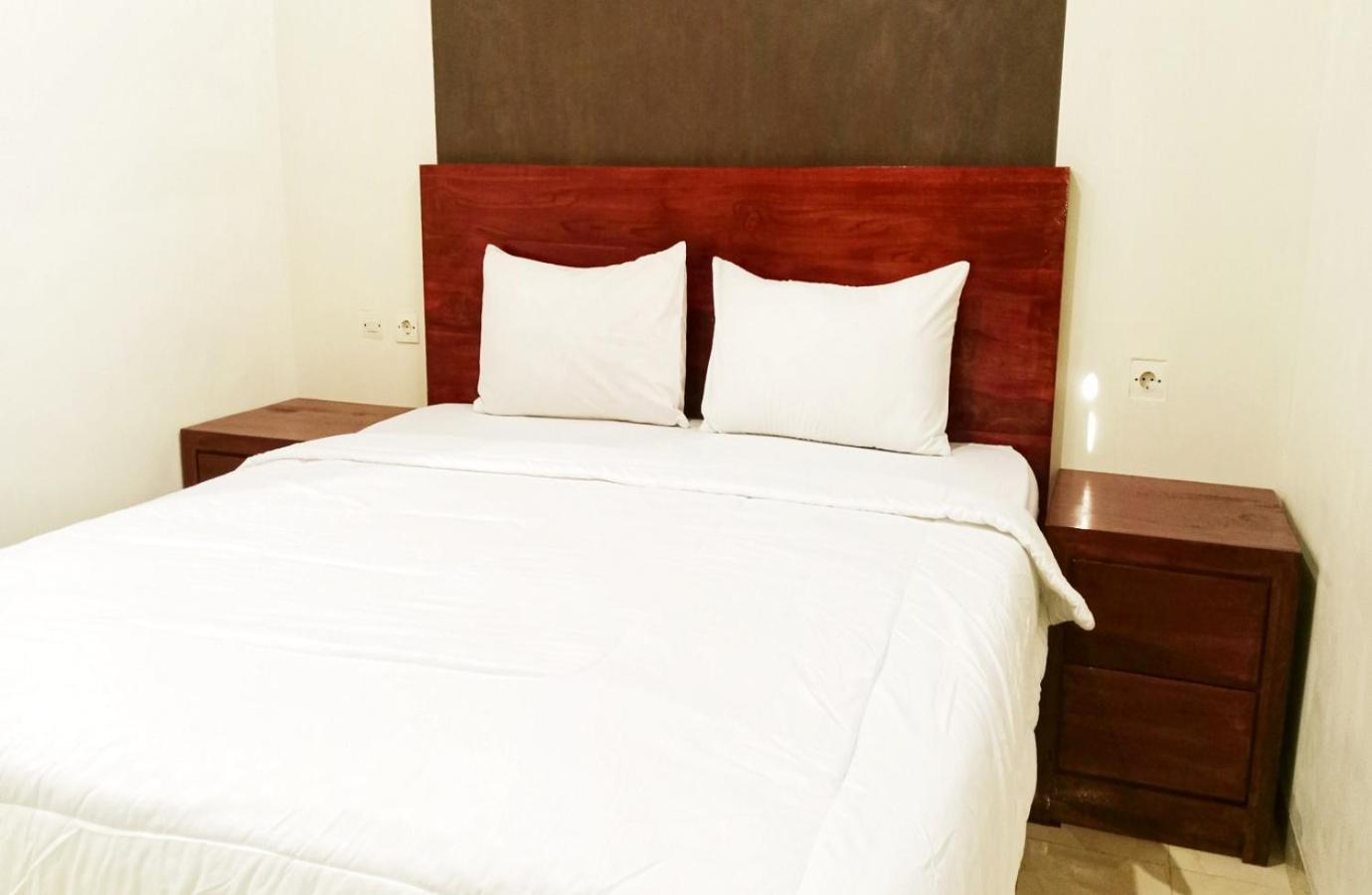 Grand Khalifah Guesthouse Sumbawa 외부 사진